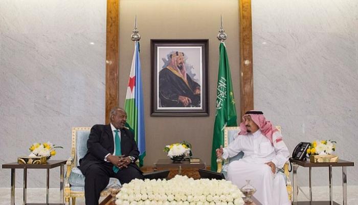 الملك سلمان بن عبد العزيز آل سعود والرئيس إسماعيل جيلة