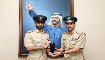 القائد العام لشرطة دبي يكرم سعيد مطر الجابري