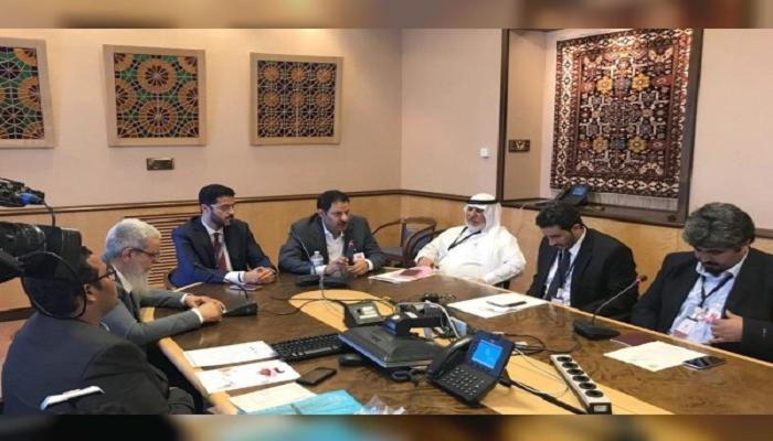 جانب من الندوة التي حضرها أبناء قبيلة الغفران- (وام)