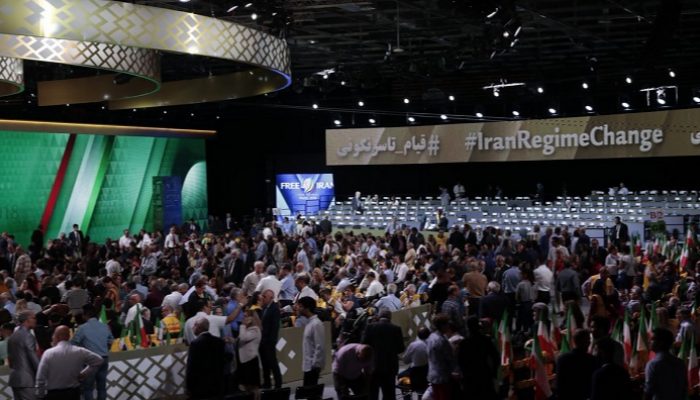 جانب من مؤتمر المعارضة الإيرانية في باريس - أرشيفية