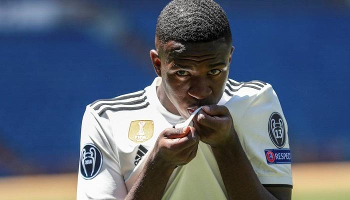 فينيسيوس لاعب ريال مدريد