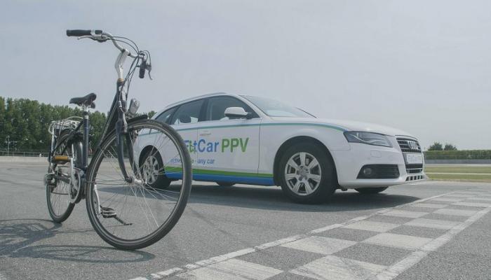 نموذج السيارة FitCar الاختباري