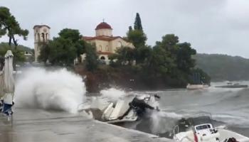 3 مفقودين في اليونان بسبب السيول 