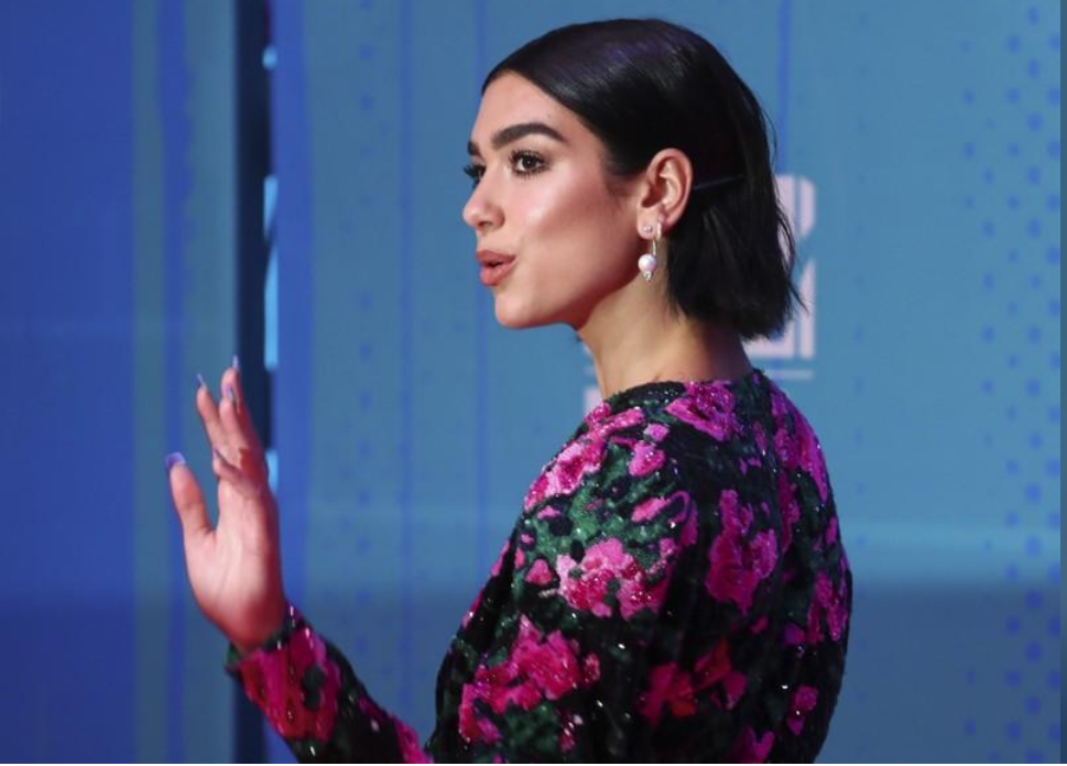 المغنية دوا ليبا 