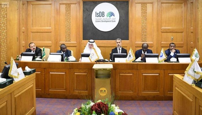 إدارة برنامج المساعدة من أجل التجارة للدول العربية تجتمع في جدة
