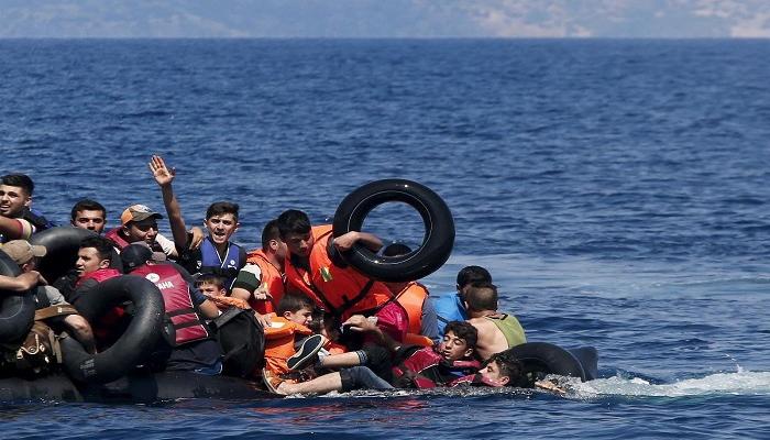 لاجئون يواجهون الغرق في عرض البحر- أرشيفية
