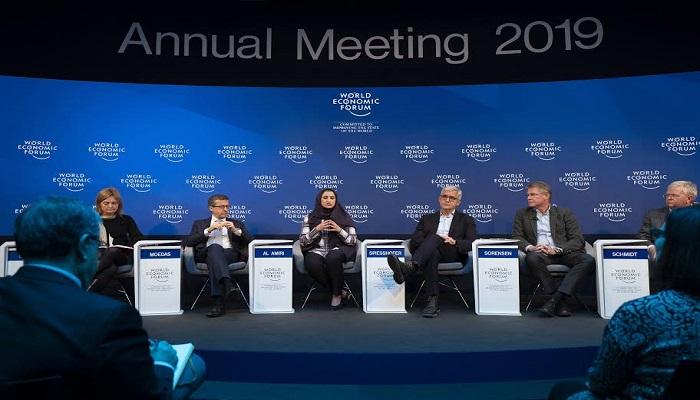 سارة الأميري تشارك بفعاليات دافوس