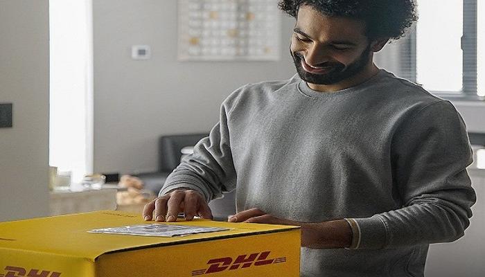 محمد صلاح ينهي الجدل بفتح حساباته على مواقع التواصل