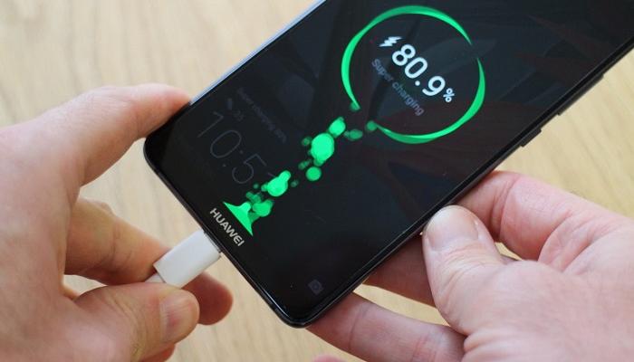 هواوي تتيح استبدال بطاريات هواتفها الذكية في الإمارات