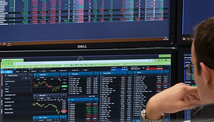 شركات الرقائق تقود المكاسب في أوروبا