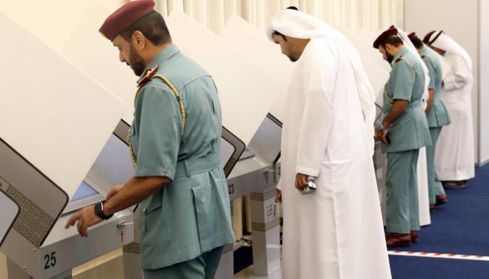 جانب من التصويت في انتخابات المجلس الوطني الاتحادي