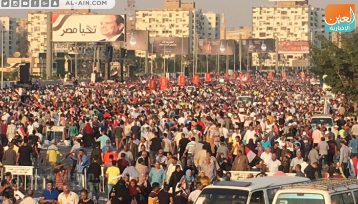 جانب من المسيرات المؤيدة للرئيس عبدالفتاح السيسي