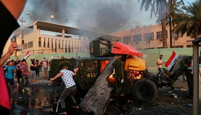 العنف في مظاهرات العراق يثير قلق الكتل النيابية