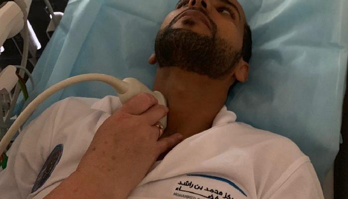 هزاع المنصوري خلال إجراء الاختبارات الطبية