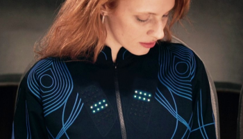 من المتوقع أن تُباع القمصان بأكثر من 3 آلاف جنيه إسترليني