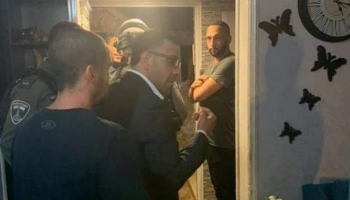 محافظ القدس خلال اعتقاله