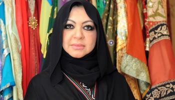 مصممة الأزياء العالمية الإماراتية منى المنصوري