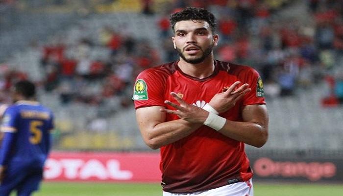 وليد أزارو مهاجم الأهلي