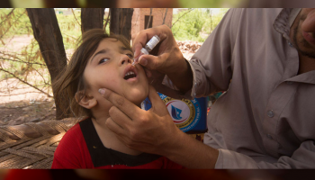 الإمارات لعبت دوراً محورياً في جهود مكافحة شلل الأطفال