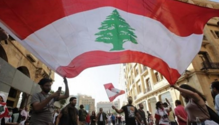 جانب من المظاهرات الاحتجاجية في شوارع بيروت