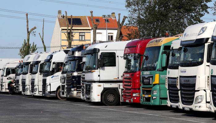 الشرطة البلجيكية تعثر على 12 مهاجرا بشاحنة تبريد - أرشيفية