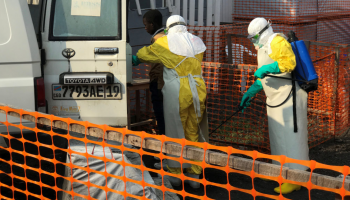 المنظمة علّقت عمليات فحص فيروس الإيبولا في 5 مواقع - أرشيفية