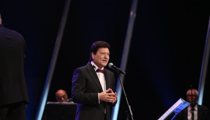 المطرب المصري محمد الحلو