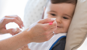 أصابع الجزر قد تصيب الطفل بالاختناق