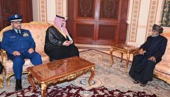 السطان قابوس بن سعيد يلتقي الأمير خالد بن سلمان