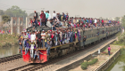 مصرع 15 في تصادم قطارين ببنجلاديش