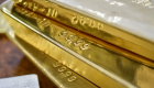 الذهب يعزز مكاسبه وسط حضور شبح "الحرب التجارية"