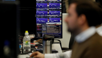 توترات التجارة بين أمريكا والصين تدفع أسهم أوروبا للهبوط