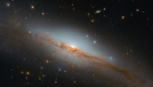 تلسكوب "هابل" يلتقط صورة مذهلة لمجرة تبعد 118 مليون سنة