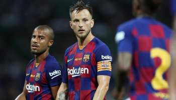 إيفان راكيتيتش لاعب وسط برشلونة