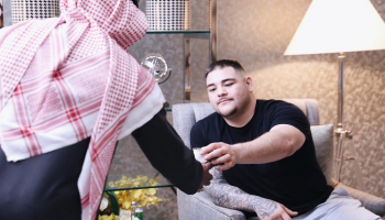 آندي رويز بطل العالم في الملاكمة 