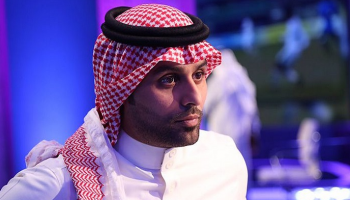 ياسر القحطاني نجم الهلال المعتزل 