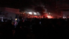 عراقيون يحرقون القنصلية الإيرانية بالنجف للمرة الثانية