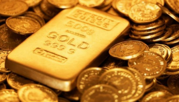 الذهب يهبط لكنه بصدد ارتفاع أسبوعي