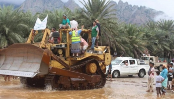 البرنامج السعودي لتنمية وإعمار اليمن يمهد طرق سقطرى