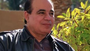 أحمد مجاهد يحذر من انعدام وجود معايير لنشر الشعر - أرشيفية