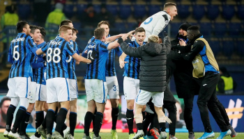فرحة لاعب أتالانتا بالتأهل