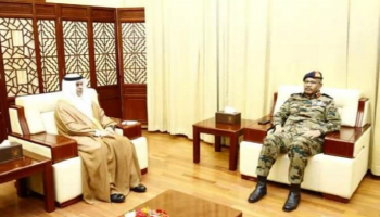جانب من لقاء عضو المجلس السيادي السوداني وسفير الإمارات بالخرطوم