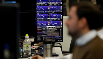 أسهم أوروبا تنخفض بفعل تحذير "يونيليفر" ومخاوف بريكست