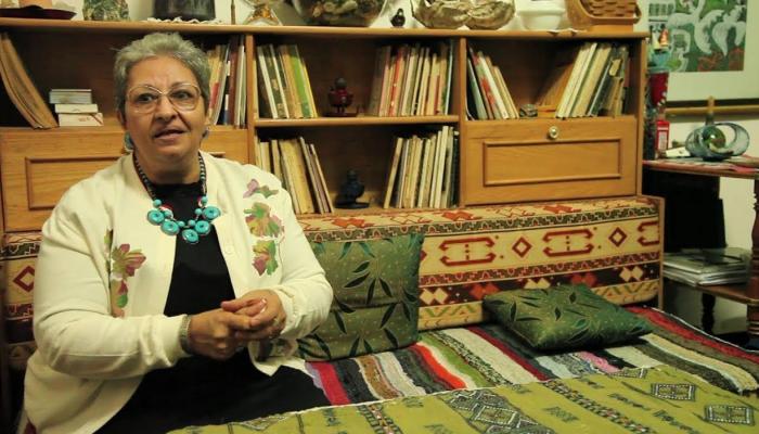 الفنانة التشكيلية المصرية إيفلين عشم الله