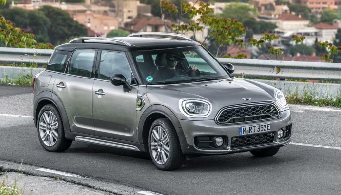 طراز ميني كوبر الكهربائي S E Countryman ALL4