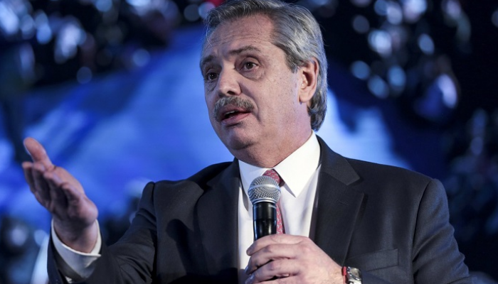 ألبرتو فرنانديز رئيس الأرجنتين