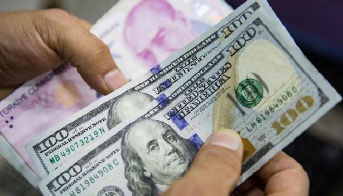 تراجع ثقة المستهلك يفاقم أزمات تركيا الاقتصادية