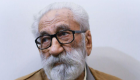 نور علي تابندة.. وفاة زعيم صوفي إيراني عارض قمع خامنئي