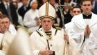 Vatican: Le pape François fête l'amour « gratuit » lors de la messe de Noël 