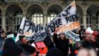 France : la grève, dorénavant aussi longue que celle de 1995, se poursuit